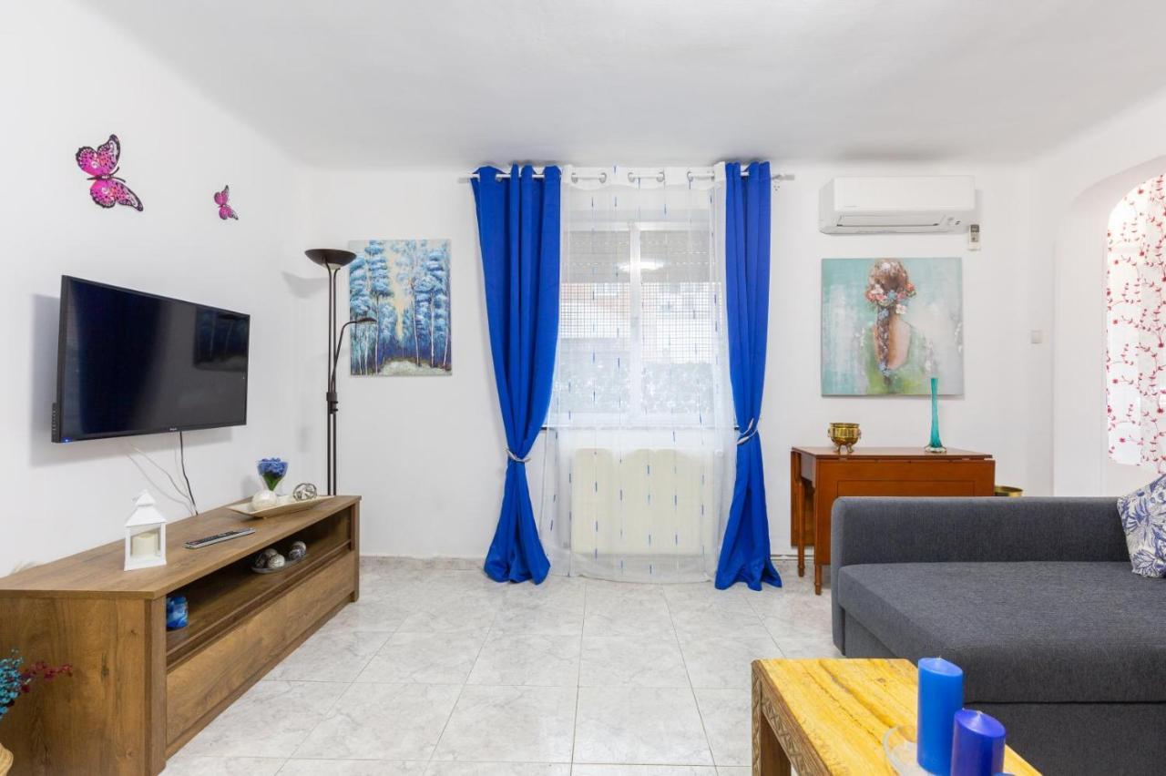 Apartamento Casa De Campo - Alojamiento De Temporada Madrid Eksteriør billede